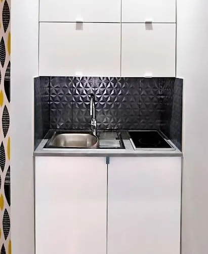 Cosy Lemonade In Bastille *